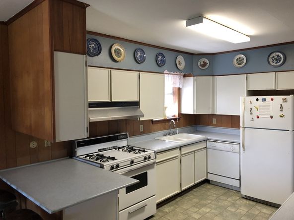 ESTATE ORDERED SOLD! Lakeside (Bucktown) Community: 1629 Live Oak St, Metairie, LA 70005